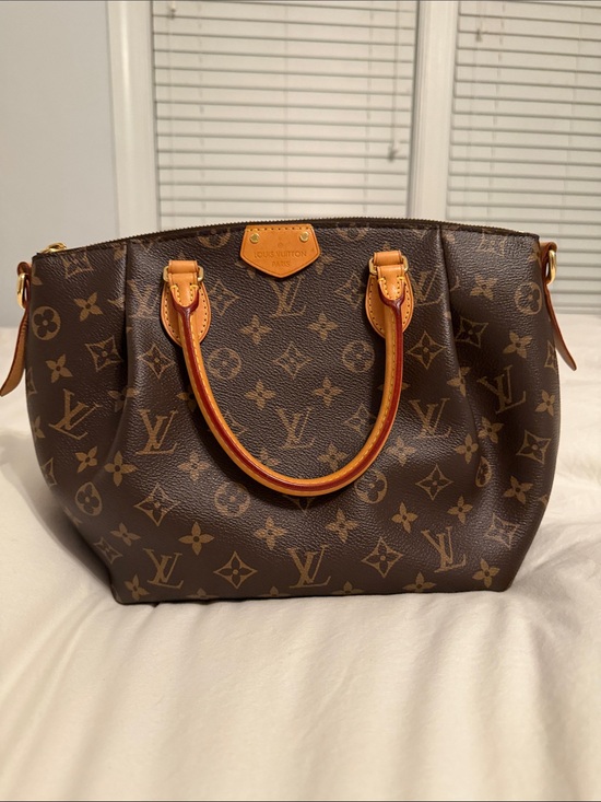 Louis Vuitton Handbags - Louis Vuitton Brown Monogram Canvas Shoulder Bag with Tan Trims